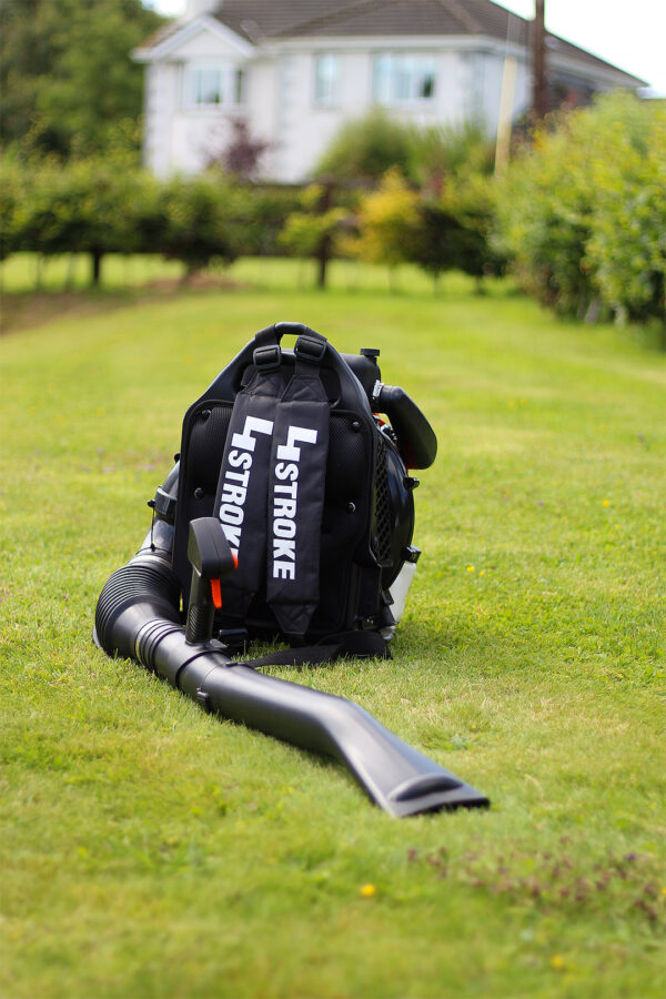 Piranha Backpack Leafblower BL75