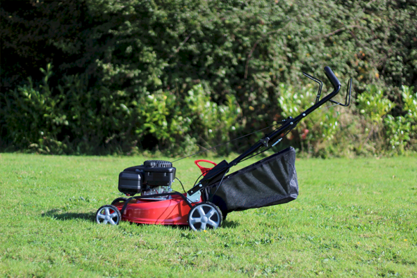 Piranha P18LS Push Behind Lawnmower