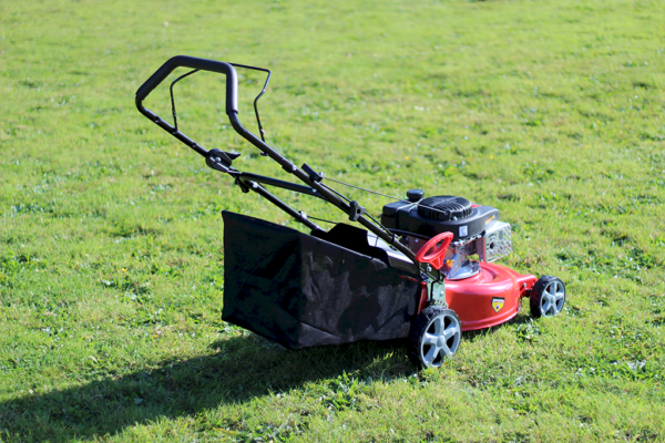 Piranha P18LP Push Behind Lawnmower