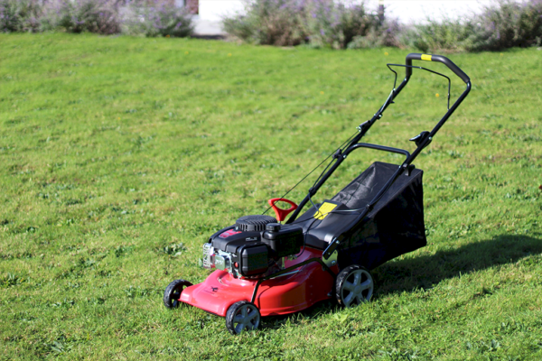 Piranha P18LP Push Behind Lawnmower