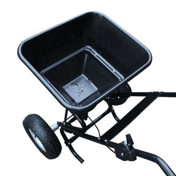 Piranha Push Spreader